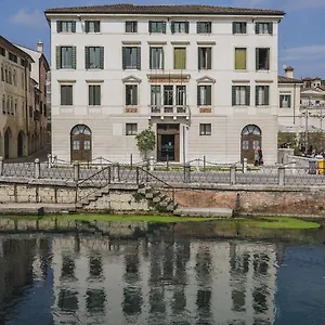 Le Di Palazzo Bortolan Pensión