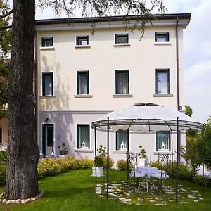 Le Tre Corti Bed and breakfast